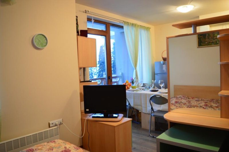 Апартхотел Pine Hills - Снимка 5