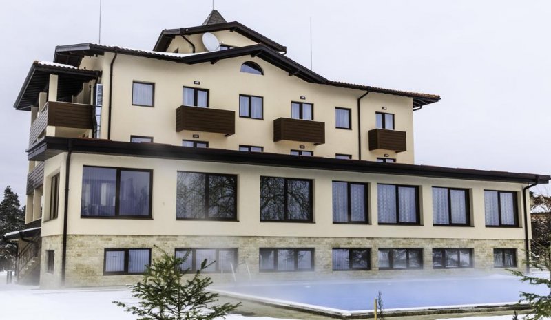 Хотел Никол - Снимка 0