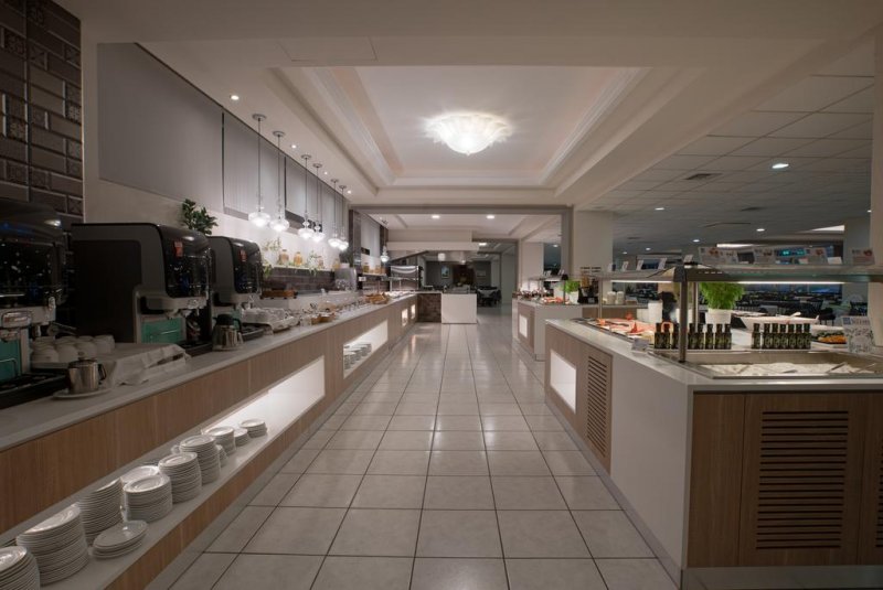 Elea Beach Hotel - Снимка 10