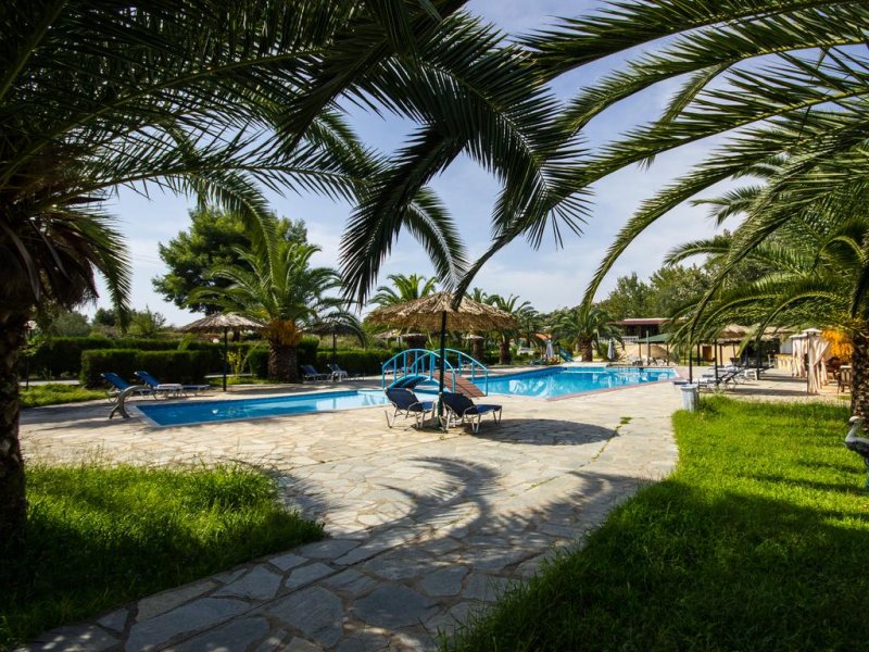 Koviou Holiday Village - Снимка 9