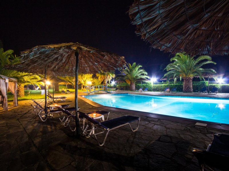 Koviou Holiday Village - Снимка 2