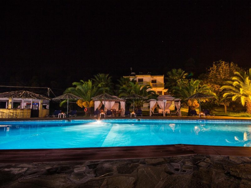 Koviou Holiday Village - Снимка 8