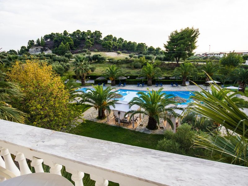 Koviou Holiday Village - Снимка 5