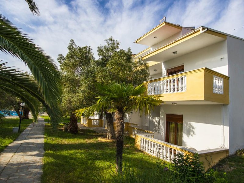 Koviou Holiday Village - Снимка 2