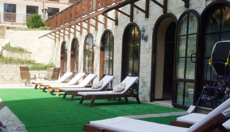 Хотел Гранд Рояле - Снимка 1