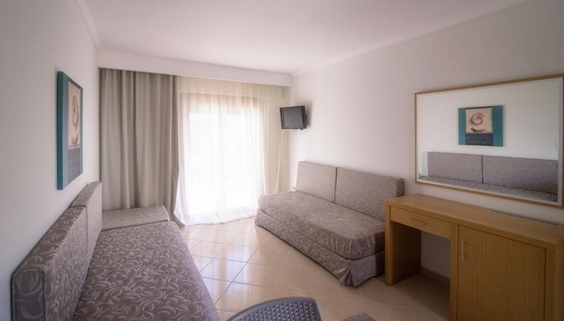 Apanemia by Flegra Hotels - Снимка 7