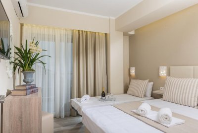Ammos Beach Studios and Suites - Снимка 1