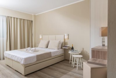Ammos Beach Studios and Suites - Снимка 2