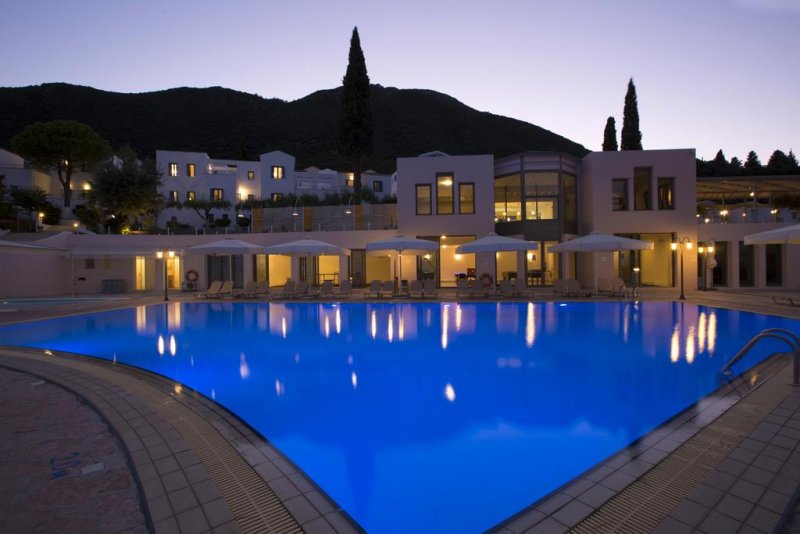 Porto Galini Seaside Resort & Spa - Снимка 4