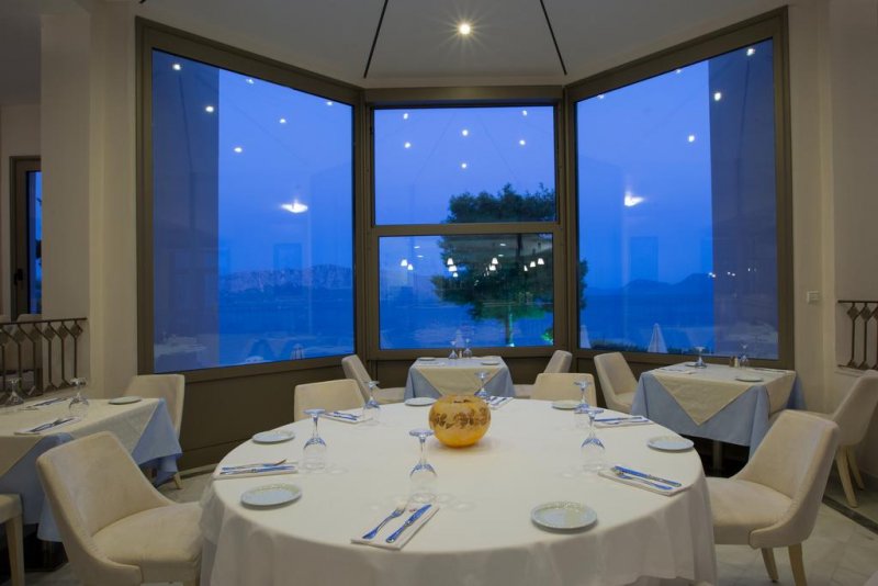 Porto Galini Seaside Resort & Spa - Снимка 2