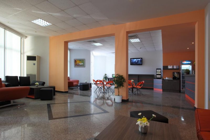 Хотел Аурора - Снимка 2