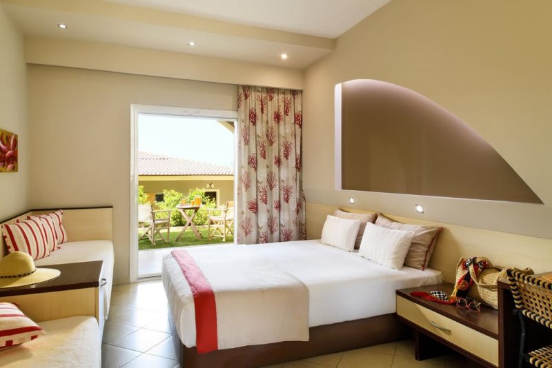 Alexandra Beach Spa Resort - Снимка 9