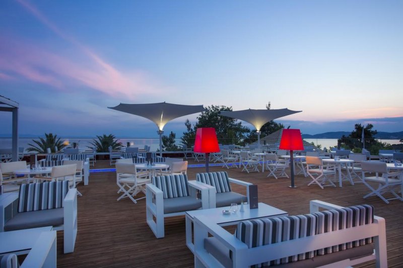 Alexandra Beach Spa Resort - Снимка 8