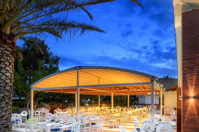 Alexandra Beach Spa Resort - Снимка 5