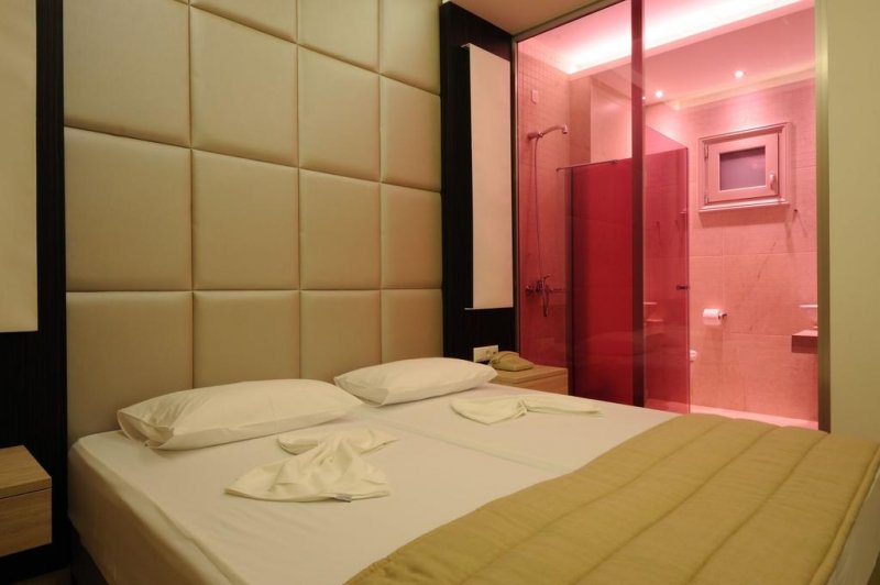 Louloudis Fresh Hotel - Снимка 3