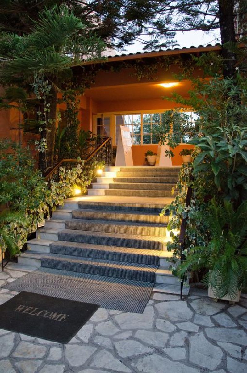 Athos Hotel - Снимка 8