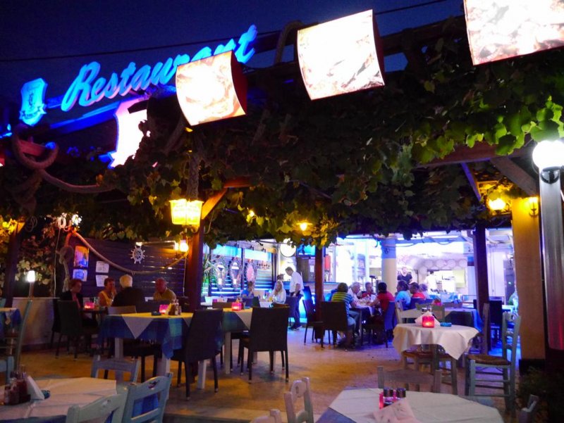 Blue Sea Beach Boutique Hotel - Снимка 11