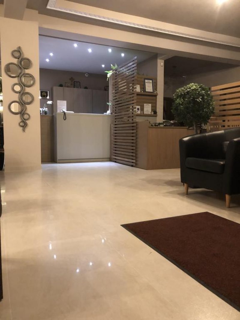 Sarantis Hotel - Снимка 3