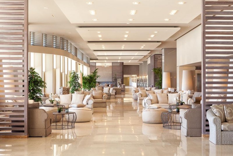 Sani Beach Hotel & Spa - Снимка 1