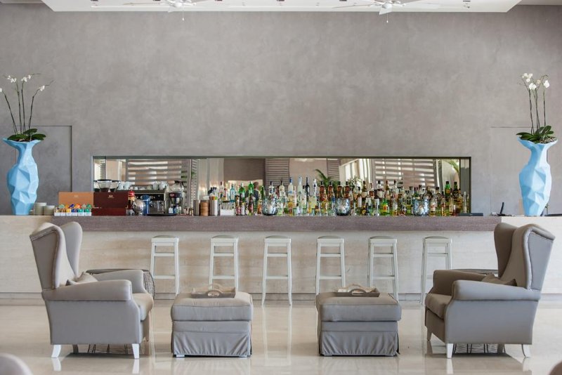 Sani Beach Hotel & Spa - Снимка 2