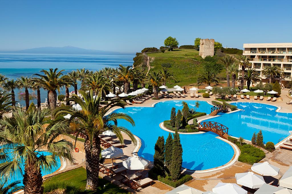 Ранни резервации: 5 нощувки със закуски и вечери в Sani Beach Hotel & SPA 5*, Халкидики, Гърция през Май! - Снимка 12