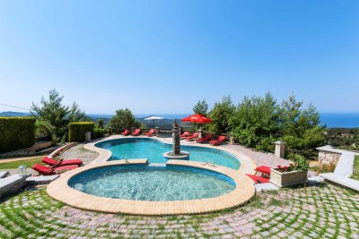 Akritas Ef Zin Villas & Suite - Снимка 4