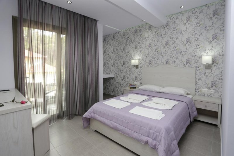 Hotel Akti - Снимка 1