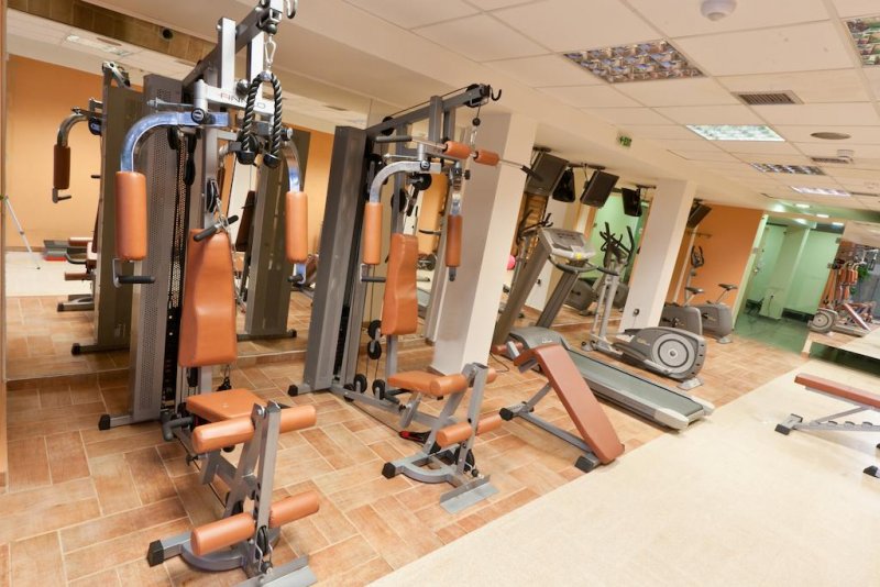 Kronos Hotel - Снимка 7