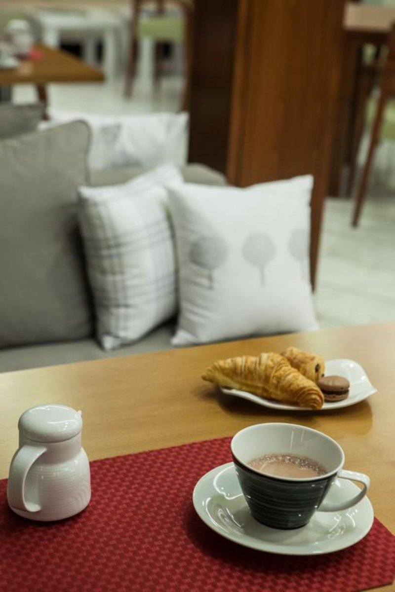 Kronos Hotel - Снимка 3