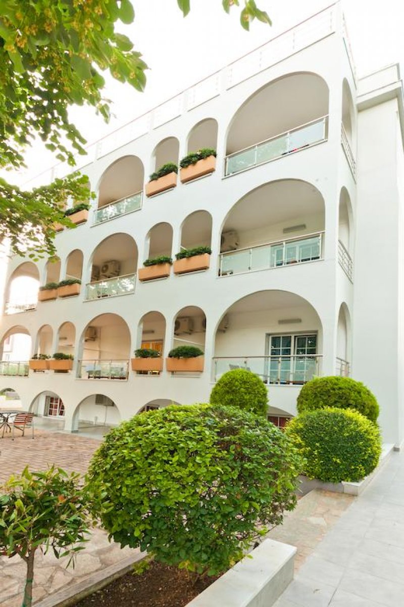 Kronos Hotel - Снимка 10