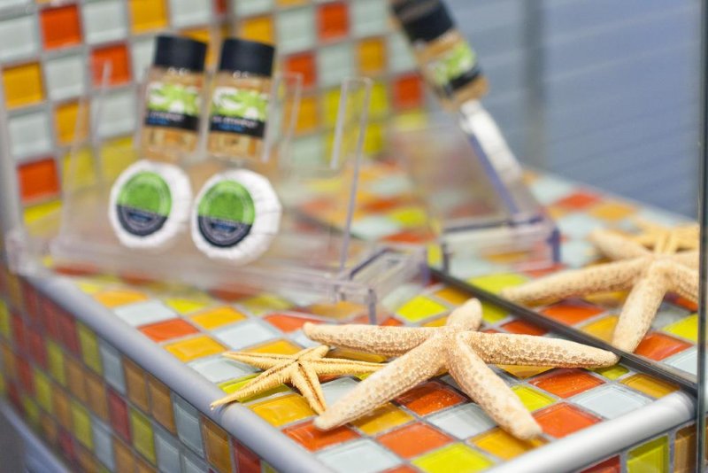 Kronos Hotel - Снимка 11