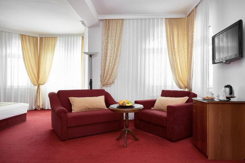 Hotel Victoria - Снимка 1