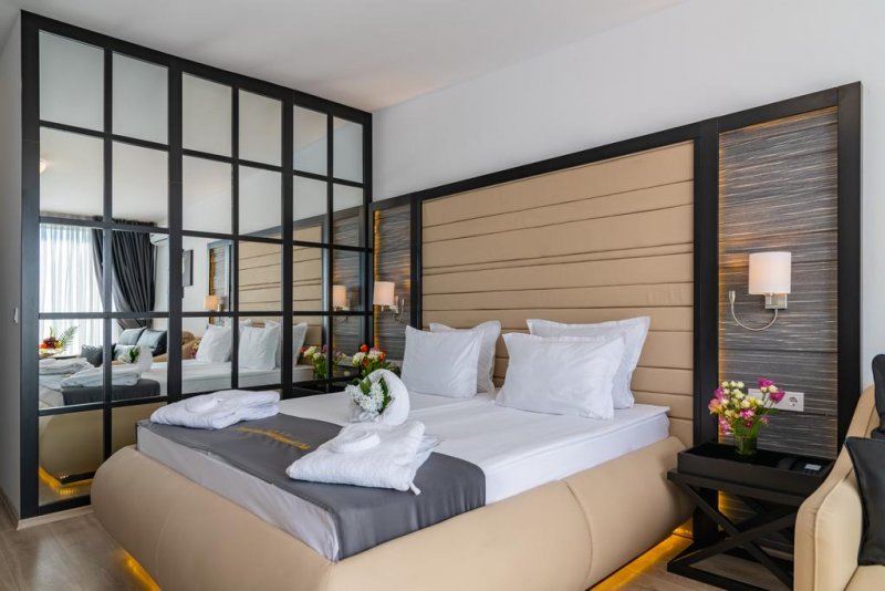 Престиж Делукс Хотел Аквапарк Клуб - Снимка 7