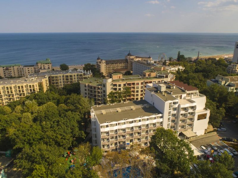 Престиж Делукс Хотел Аквапарк Клуб - Снимка 9