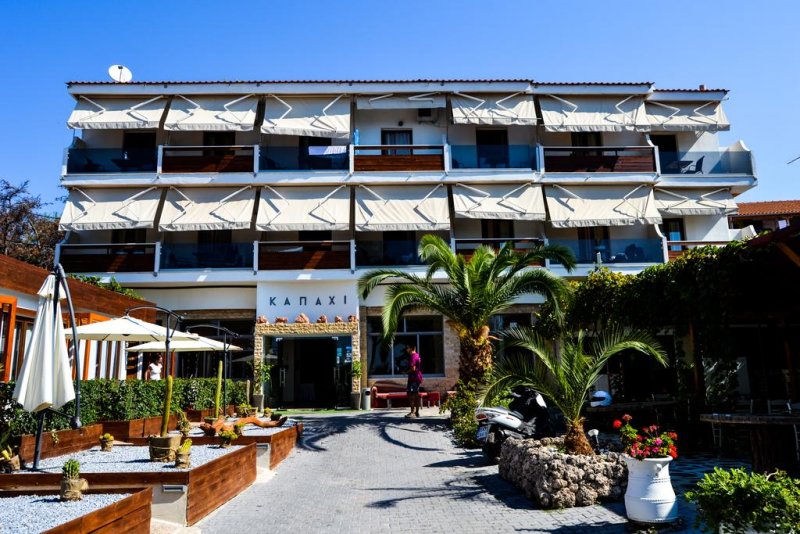 Beach Hotel Kapahi - Снимка 4