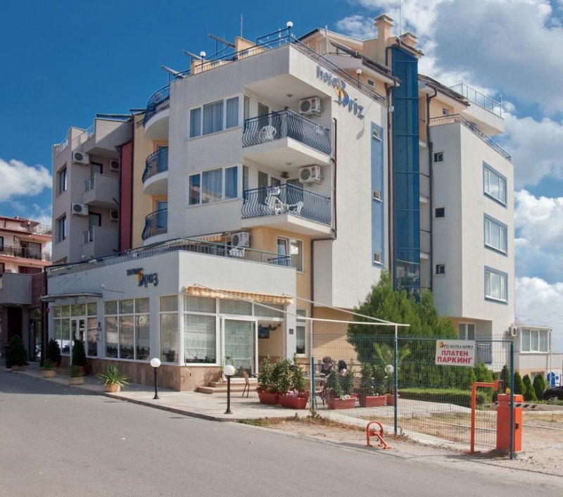 Хотел Бриз - Снимка 0