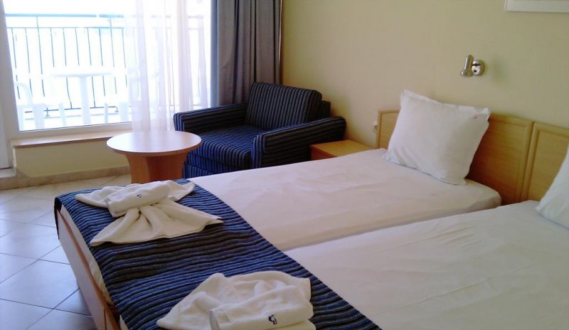 Хотел Бриз - Снимка 7