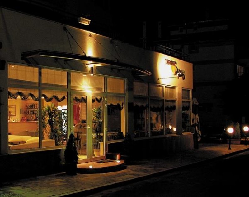 Хотел Бриз - Снимка 2