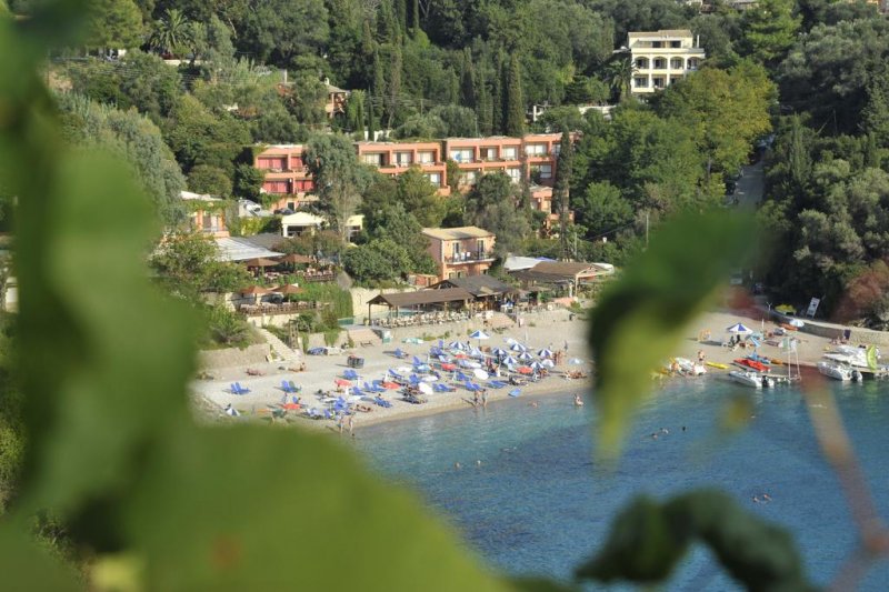 Blue Princess Hotel and Suites - Снимка 4