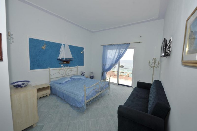 Blue Princess Hotel and Suites - Снимка 3