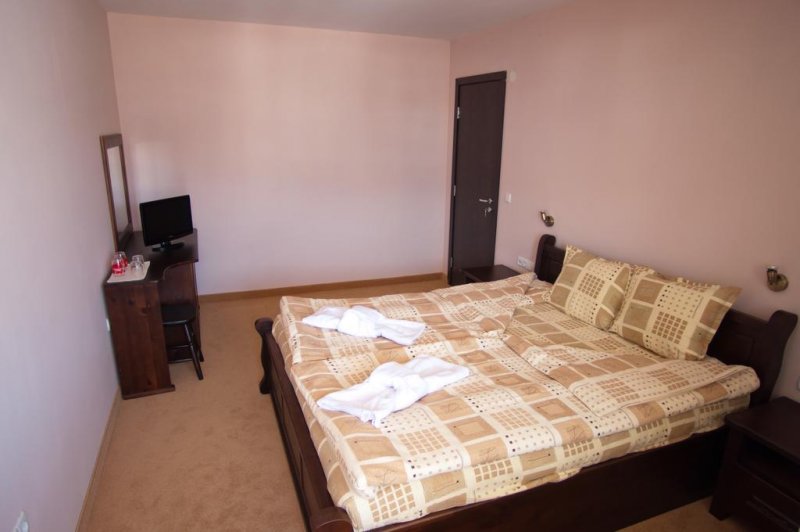 Семеен Хотел Искър - Снимка 5