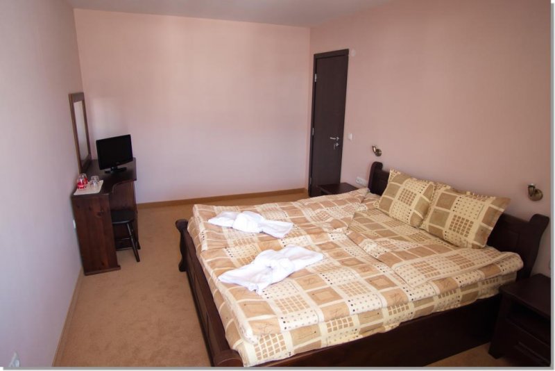 Семеен Хотел Искър - Снимка 4