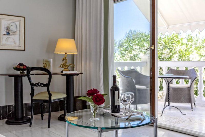 Danai Beach Resort & Villas - Снимка 9