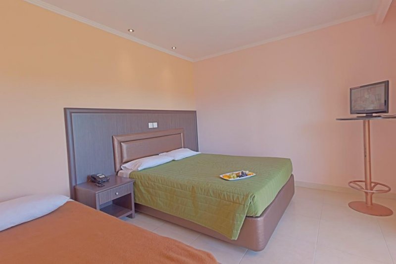 Grand Platon Hotel - Снимка 5