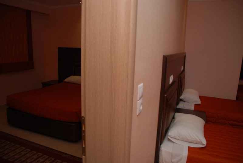 Grand Platon Hotel - Снимка 5