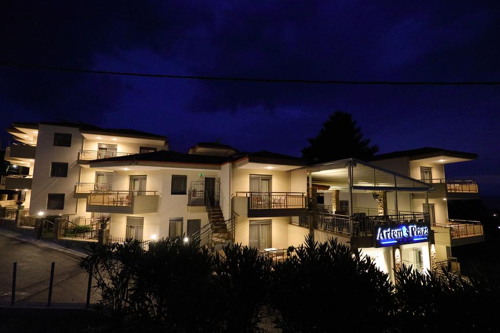 3 нощувки със закуски в хотел Artemis Plaza 3*, Халкидики, Гърция през Юни! - Снимка 16