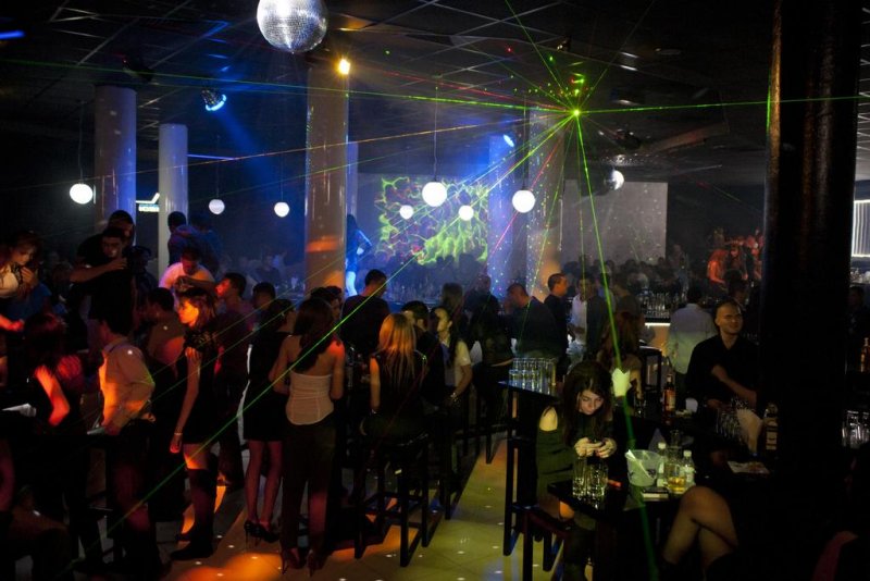 Хотел Айсберг - Снимка 1