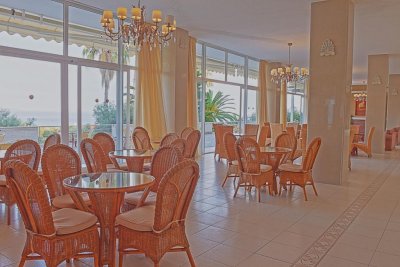 Mendi Hotel - Снимка 1