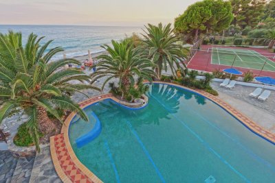 Mendi Hotel - Снимка 2