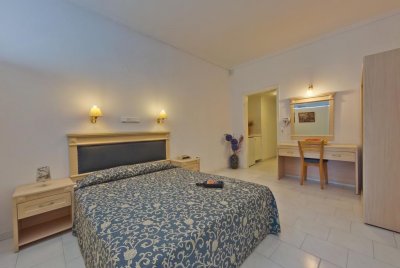 Mendi Hotel - Снимка 3